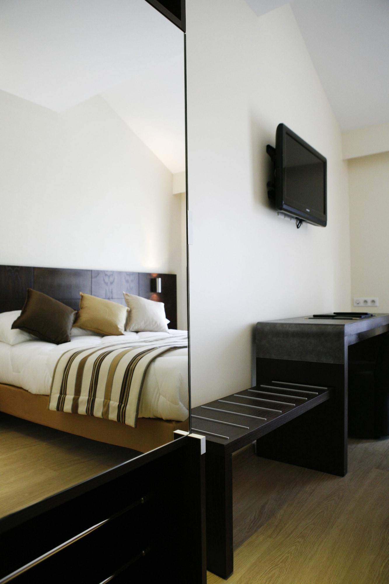 Best Western Plus Hotel Des Francs Соасонс Екстериор снимка