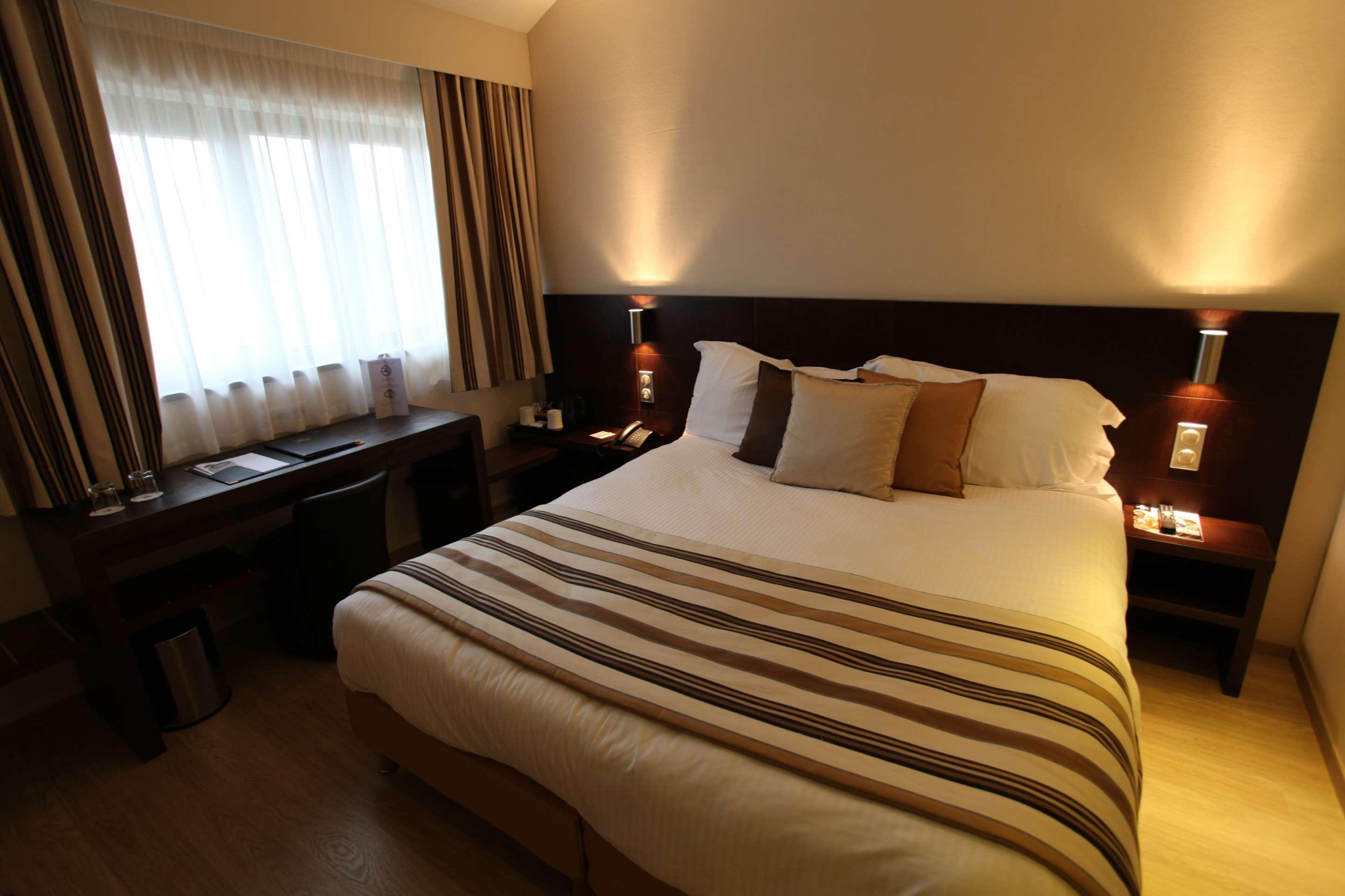 Best Western Plus Hotel Des Francs Соасонс Екстериор снимка