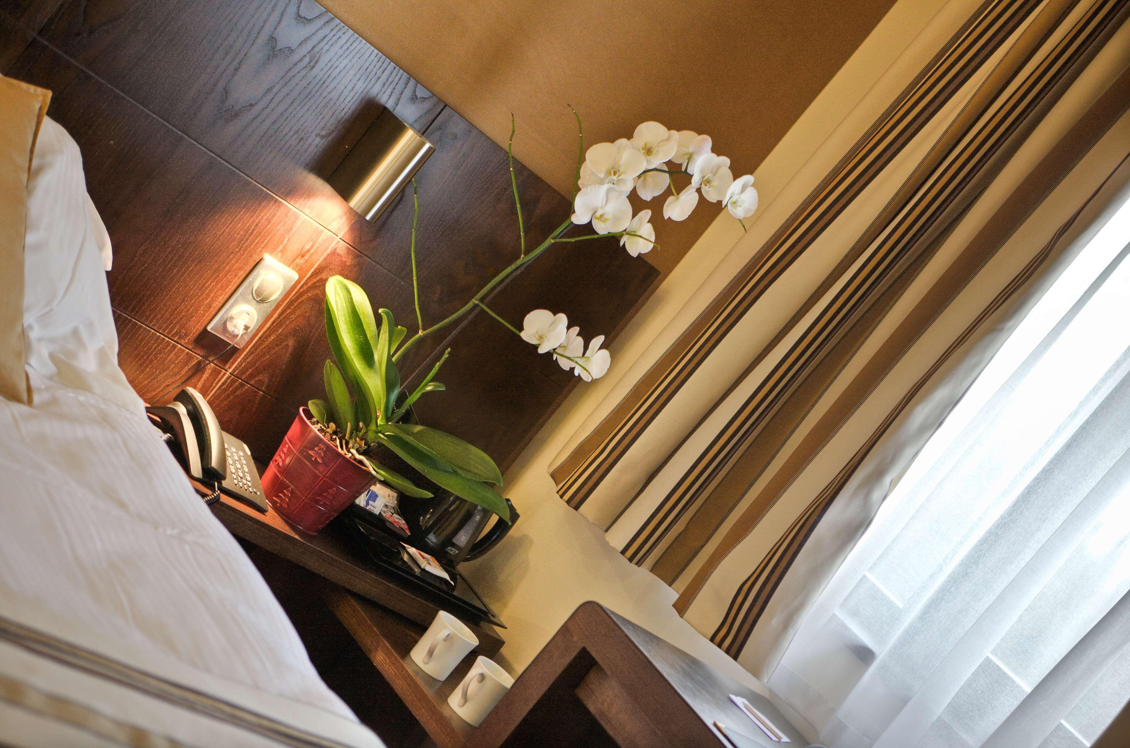 Best Western Plus Hotel Des Francs Соасонс Екстериор снимка